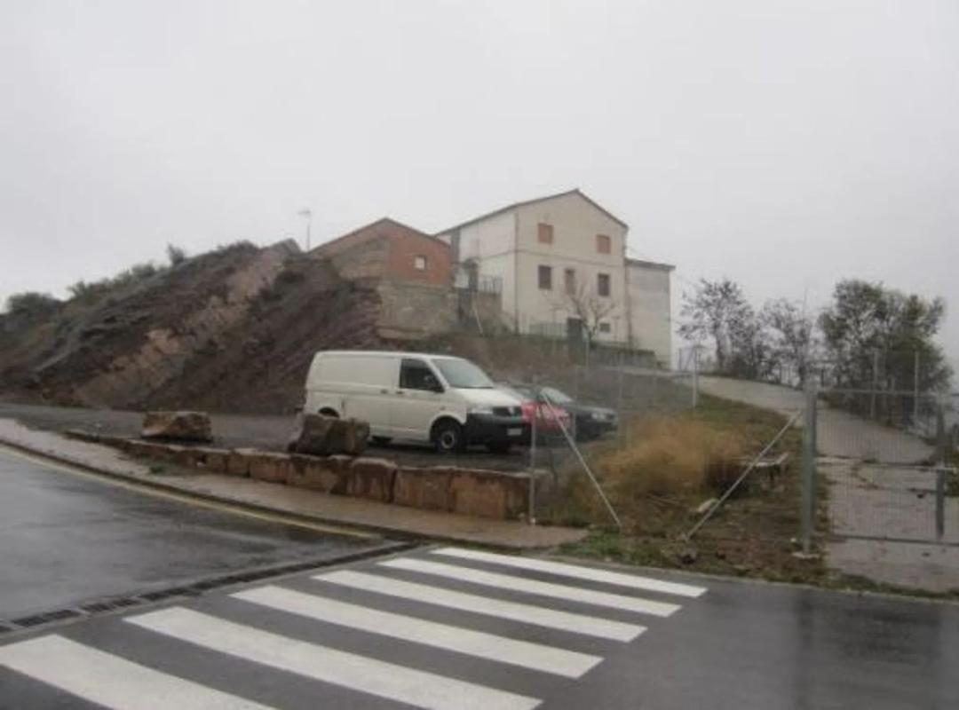 Terreno en venta en Cardona, Barcelona photo 2
