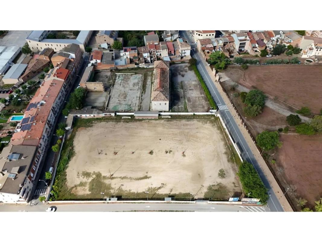 Terreno en venta en Santpedor, Barcelona photo 1