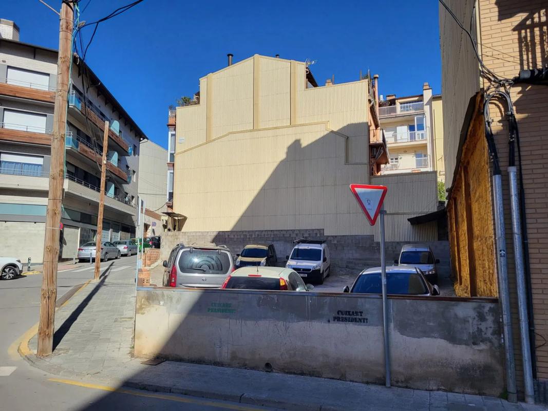 Działka na sprzedaż w Sallent, Barcelona photo 2