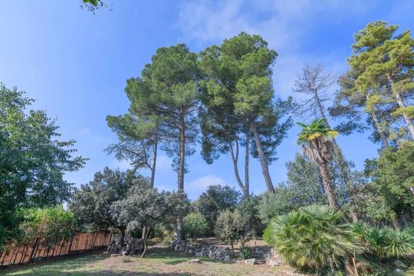Terreno en avenida Pirineus thumbnail 2