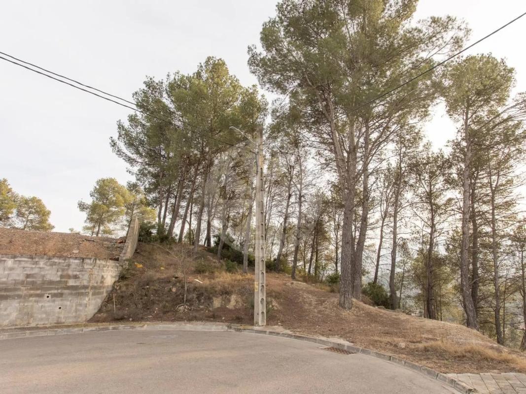 Terreno en venta en Castellgalí, Barcelona photo 3