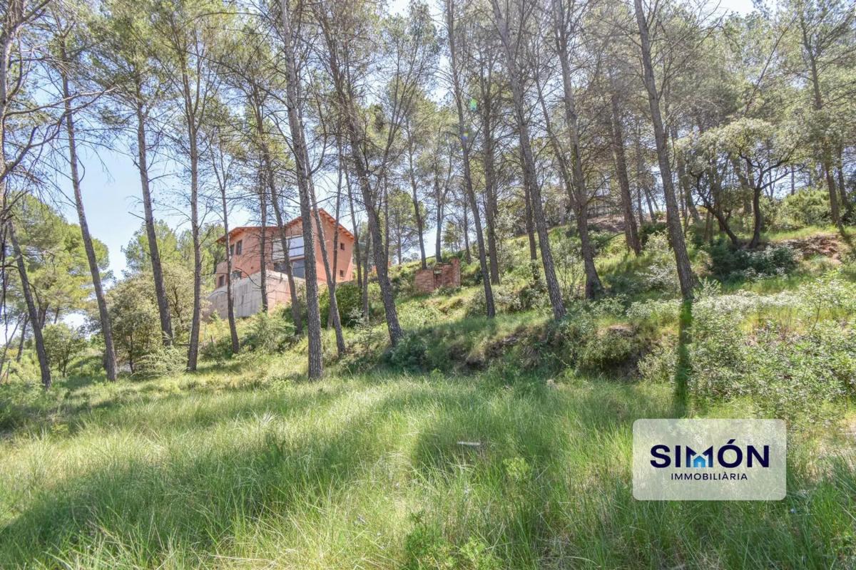 Terreno en venta en Santpedor, Barcelona photo 1