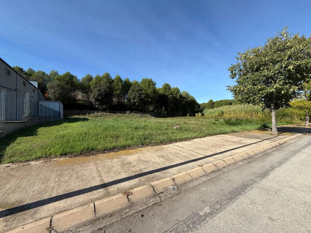 Terreno en venta en Sant Fruitós de Bages, Barcelona photo 3