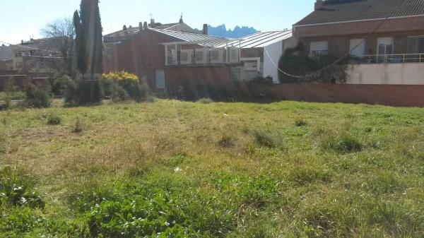 Terreno en calle de Mossèn Joan Orriols s/n photo 2