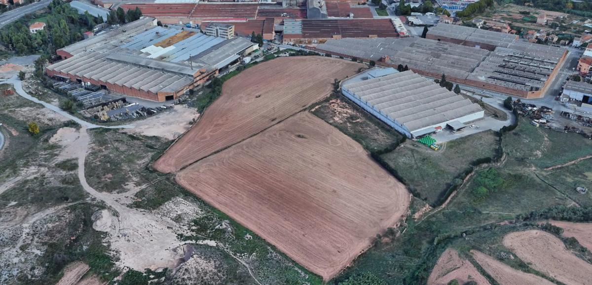 Terreno en venta en Manresa, Barcelona photo 3