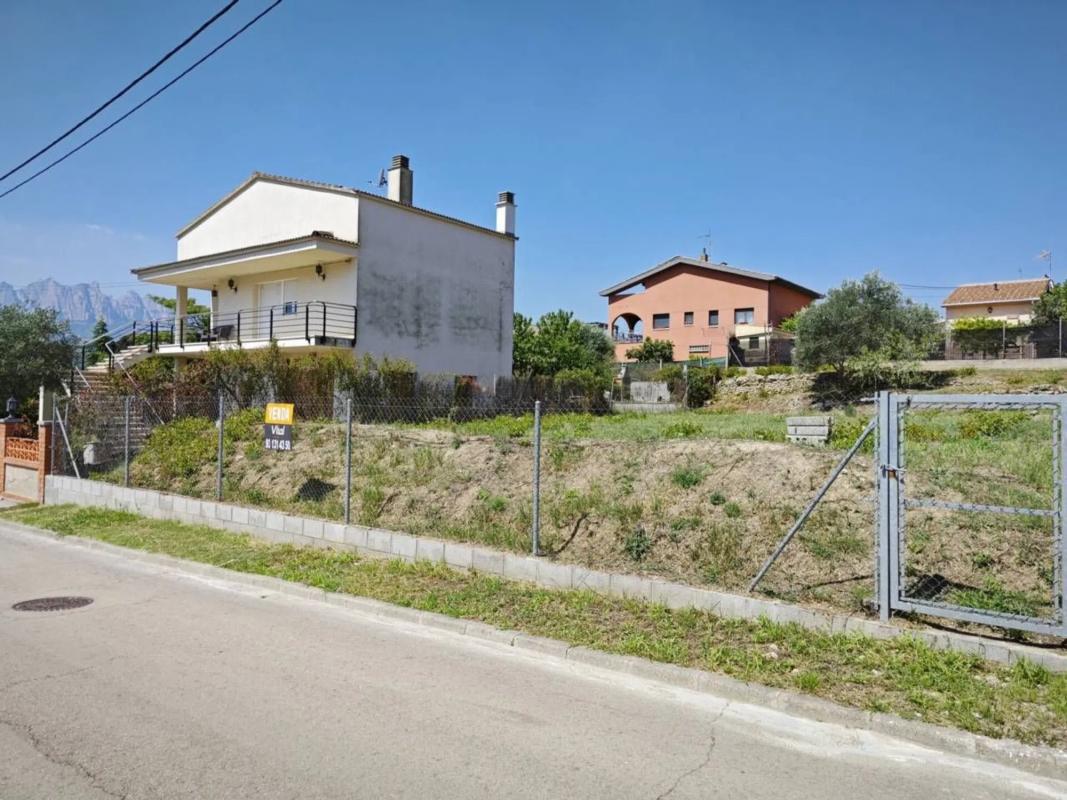 Działka na sprzedaż w Sant Vicenç de Castellet, Barcelona photo 1