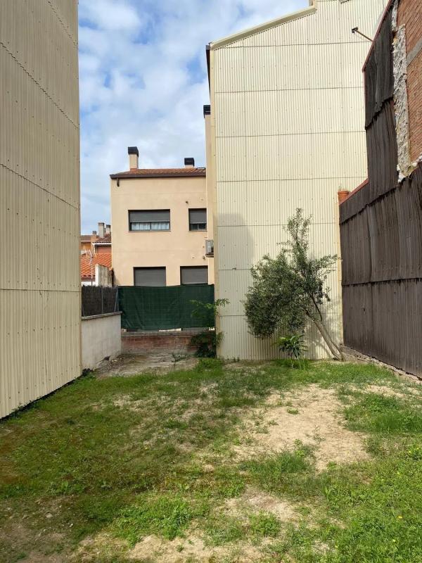 Działka na sprzedaż w Sant Vicenç de Castellet, Barcelona photo 2