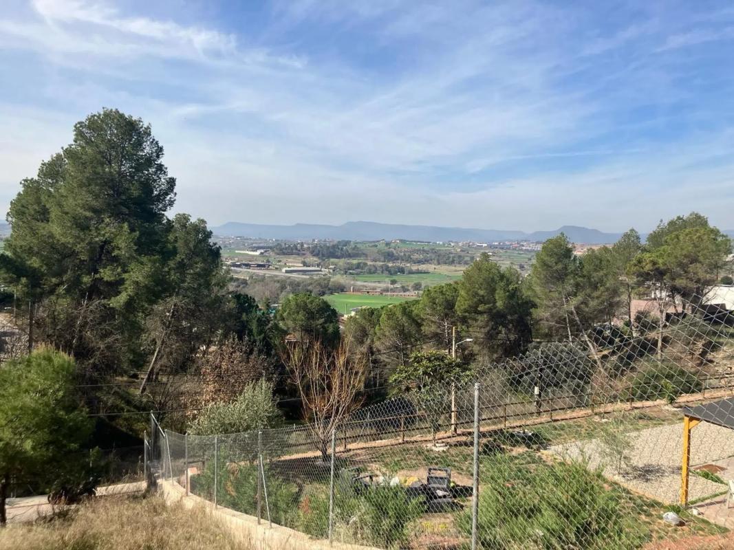 Działka na sprzedaż w Sant Fruitós de Bages, Barcelona photo 2