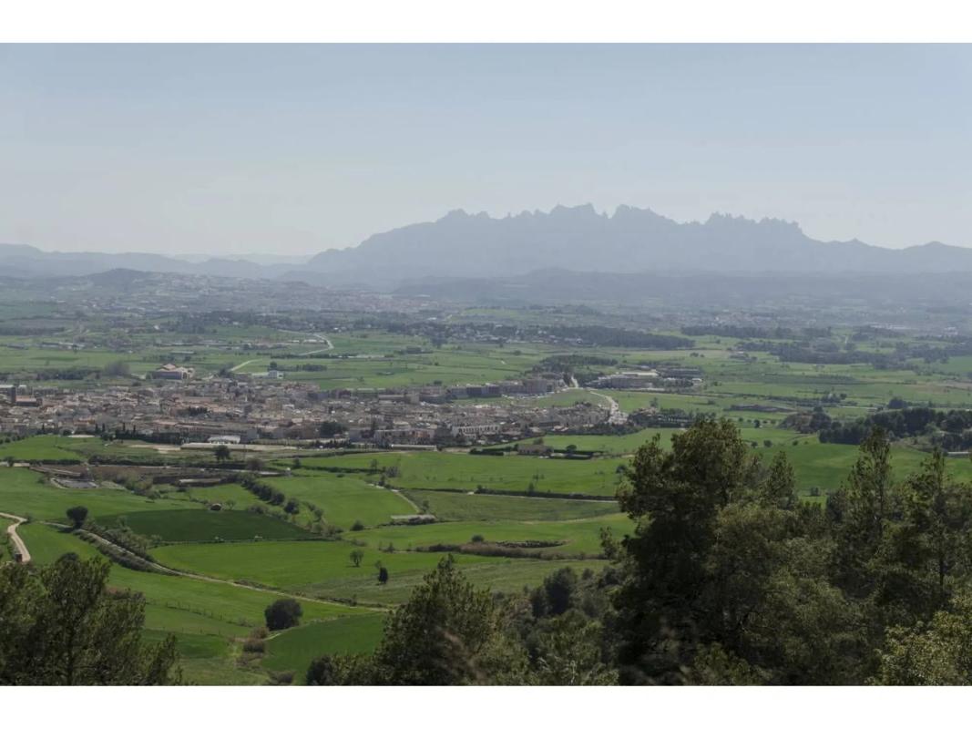 Terreno en venta en Castellnou de Bages, Barcelona photo 2