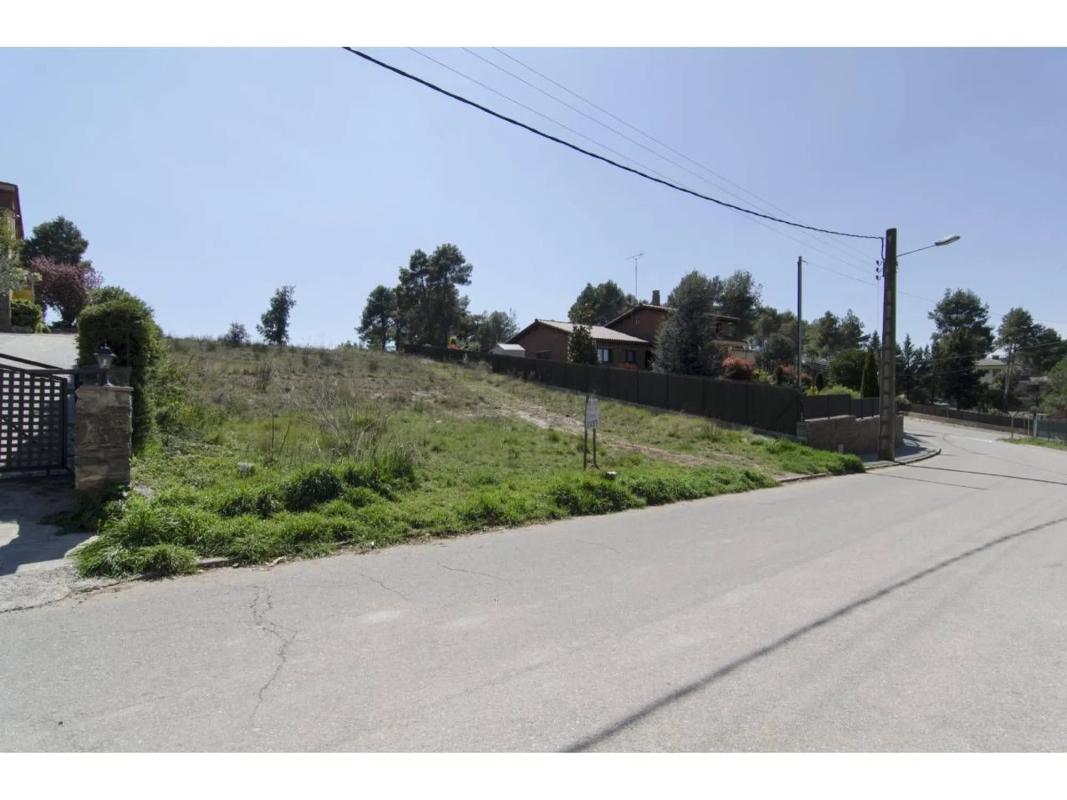 Terreno en venta en Castellnou de Bages, Barcelona photo 3