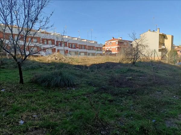Terreno en calle dels Germans Arnalot, 26 thumbnail 1