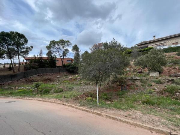Terreno en Urb. Les Brucardes. C/ Bontemps s/n Sn photo 4