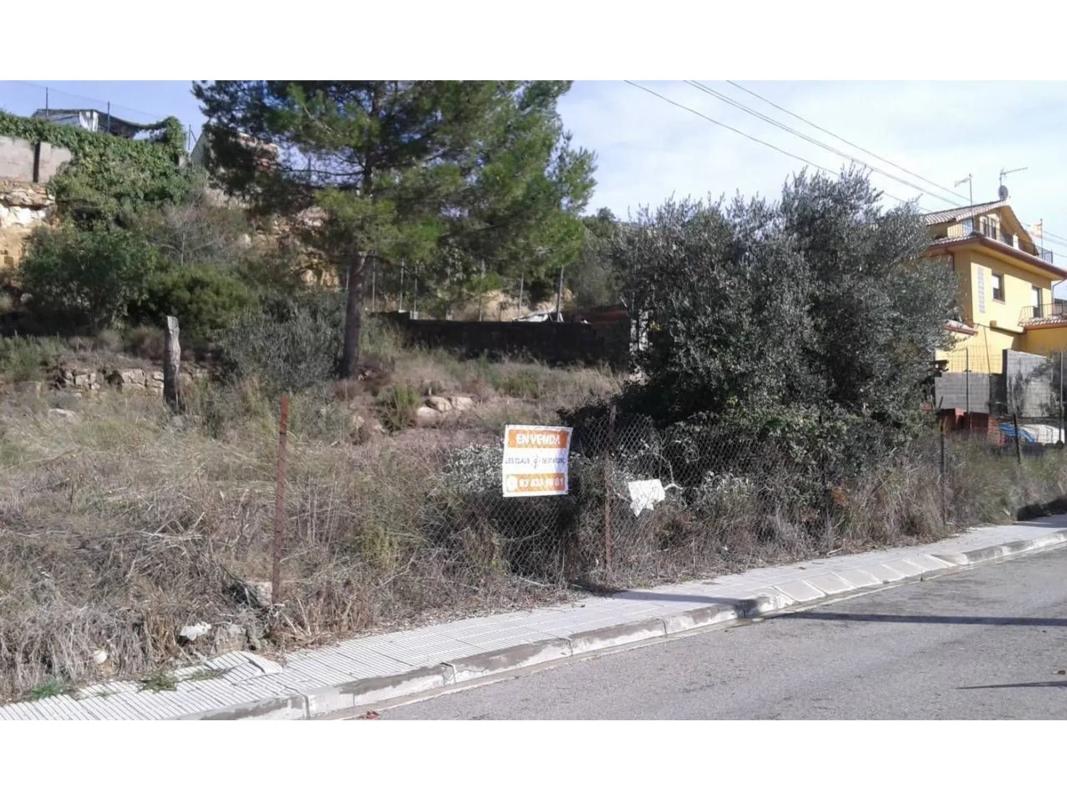 Terreno en venta en Castellgalí, Barcelona photo 1