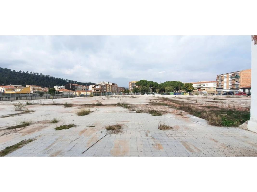 Land for sale in Sant Vicenç de Castellet, Barcelona photo 3
