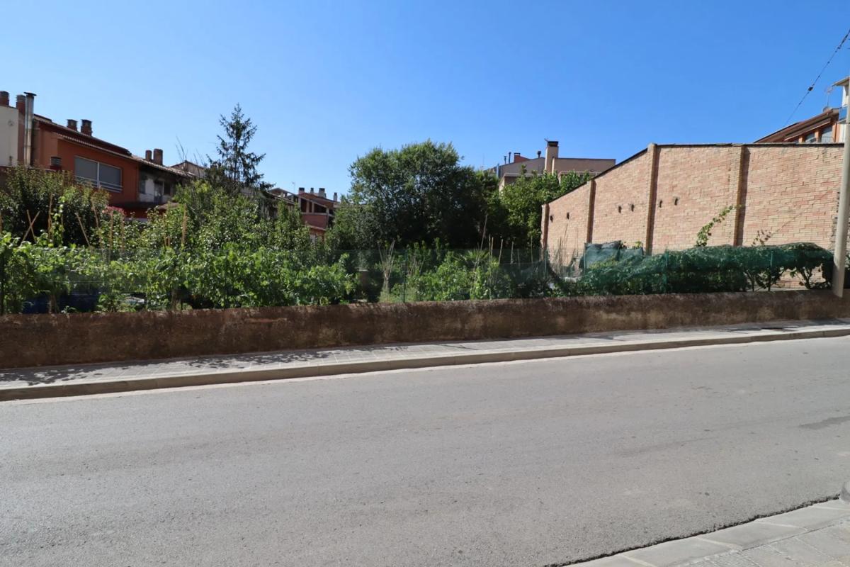 Terreno en venta en Sallent, Barcelona photo 1