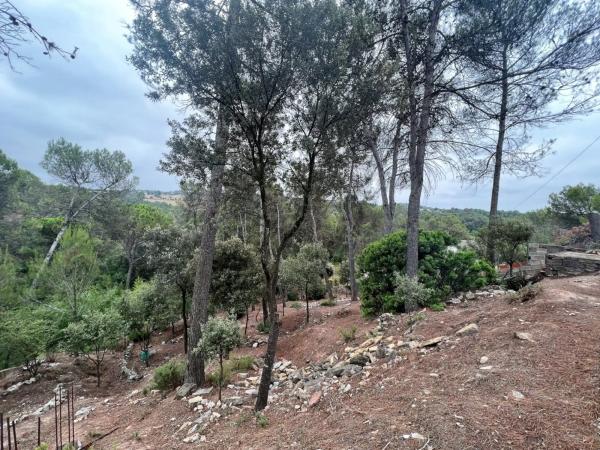 Terreno en calle de Pau Casals thumbnail 2