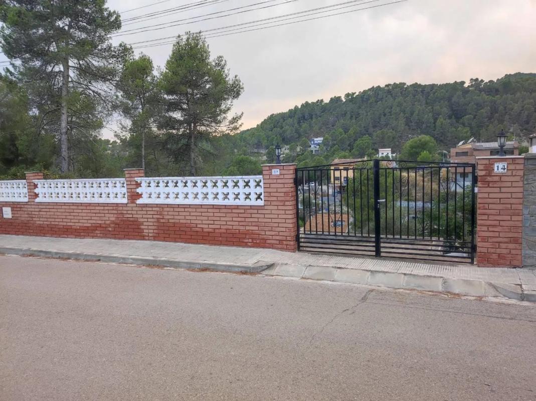 Terreno en venta en Castellgalí, Barcelona photo 1