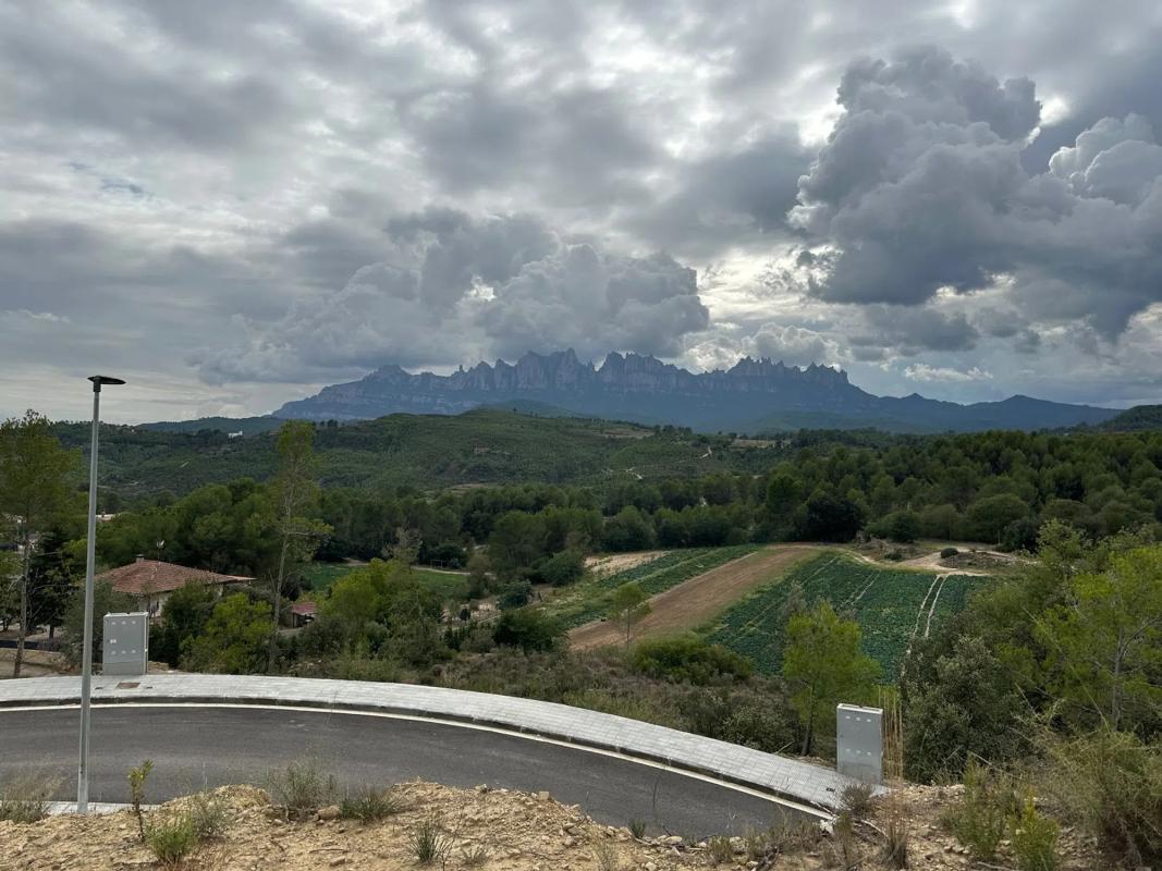 Terreno en venta en Castellgalí, Barcelona photo 2