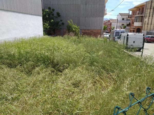 Terreno en calle Canigó photo 4