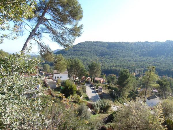 Terreno en avenida de la Verge de Montserrat s/n photo 3