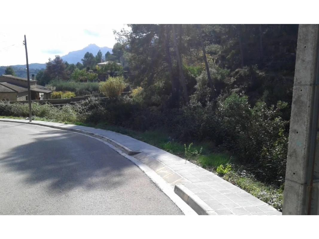 Terreno en venta en Castellgalí, Barcelona photo 1
