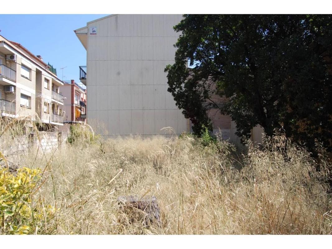 Działka na sprzedaż w Sant Vicenç de Castellet, Barcelona photo 2