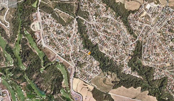 Terreno en Sant esteve Sesrovires photo 1