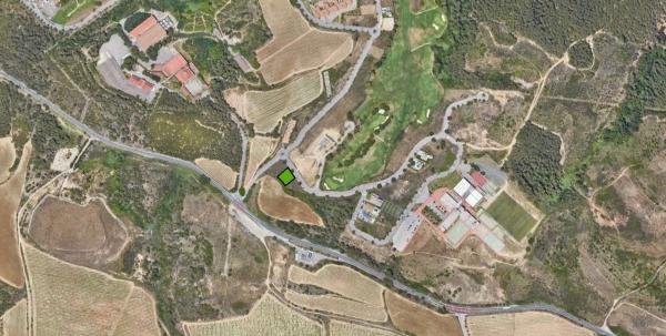 Terreno en calle Montsant photo 1