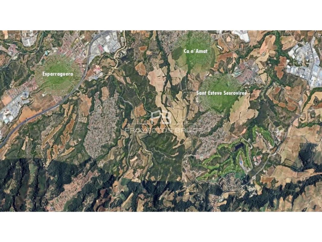 Terreno en venta en Sant esteve Sesrovires, Barcelona photo 4