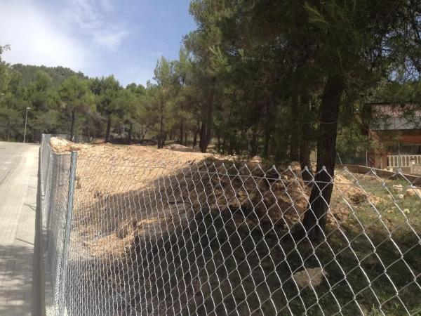 Terreno en calle de Martorell thumbnail 2