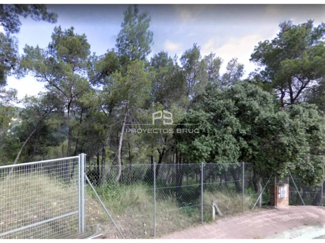 Działka na sprzedaż w Corbera de Llobregat, Barcelona photo 4