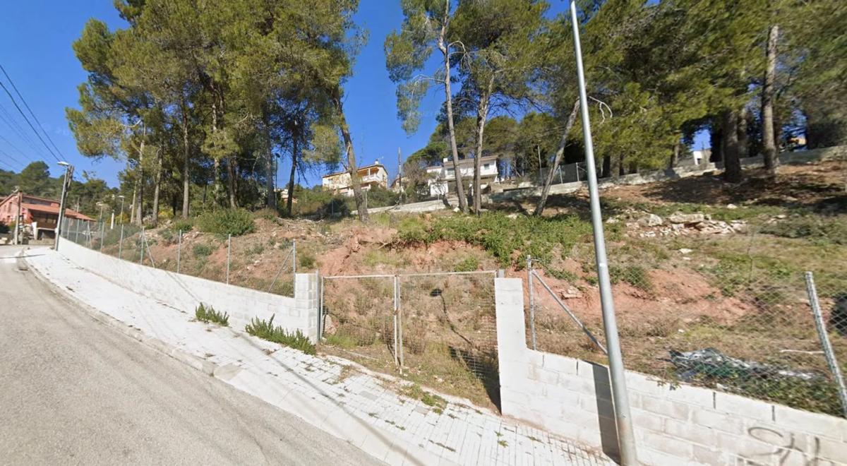 Terreno en venta en Corbera de Llobregat, Barcelona photo 2