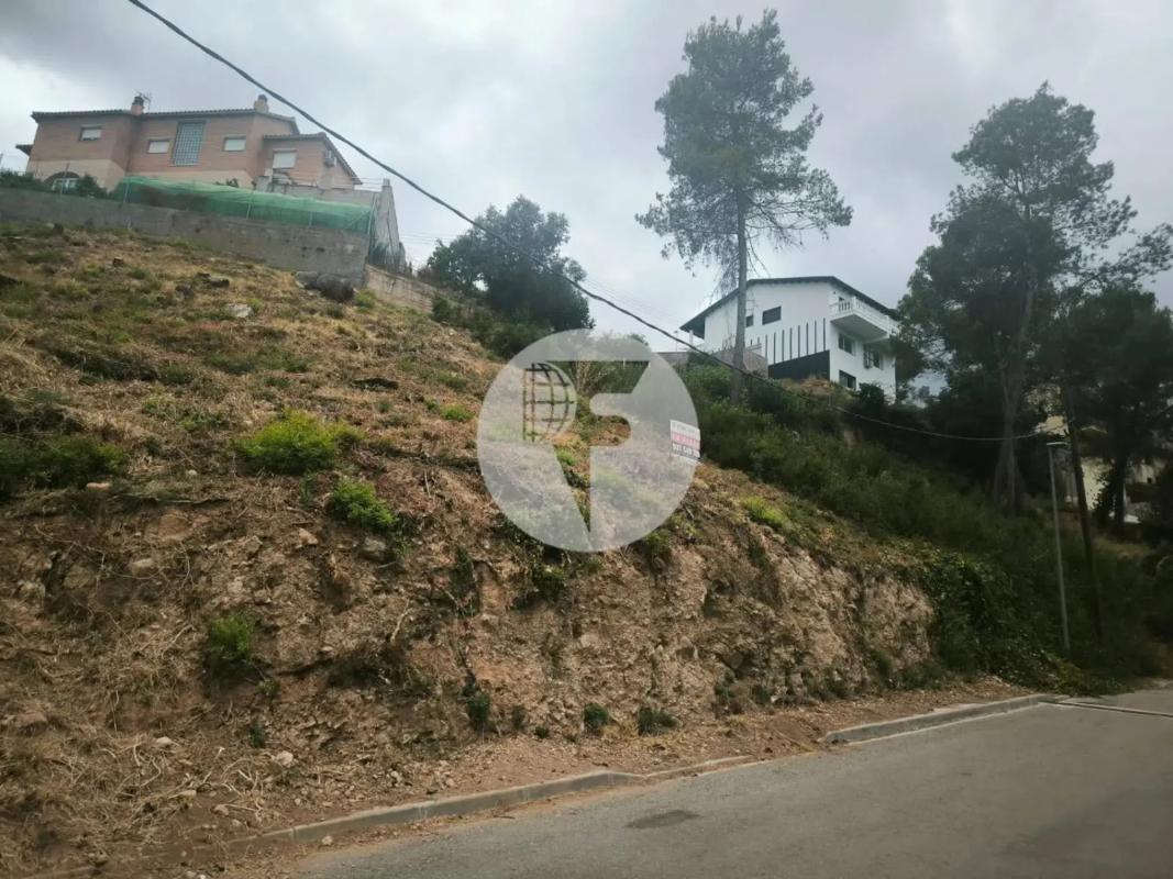 Terreno en venta en Corbera de Llobregat, Barcelona photo 4