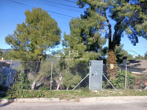 Terreno en calle Bonavista photo 3