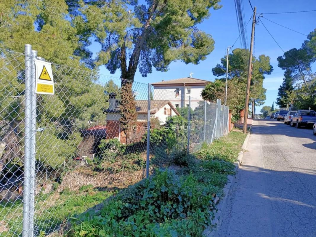 Terreno en venta en Cervelló, Barcelona photo 4