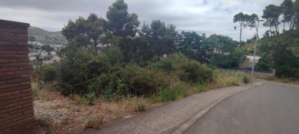 Terreno en calle Juli Garreta thumbnail 2