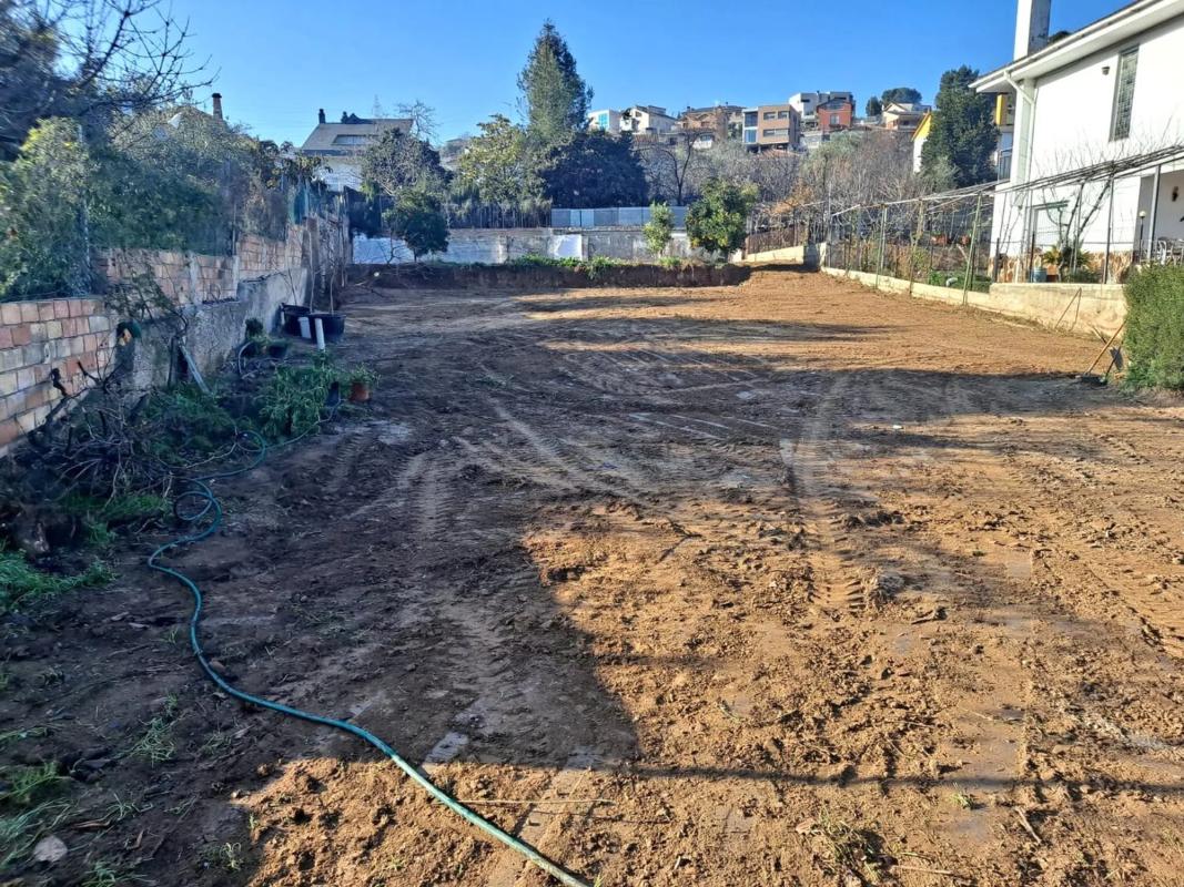 Land for sale in Sant Esteve Sesrovires, Barcelona photo 5