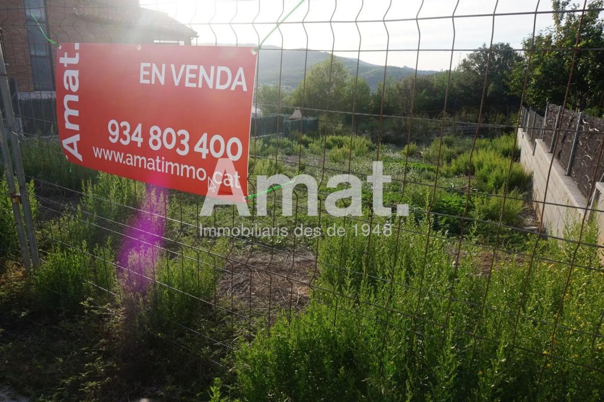 Terreno en venta en El Papiol, Barcelona photo 4