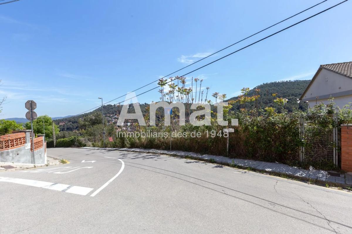 Terreno en venta en Vallirana, Barcelona photo 5