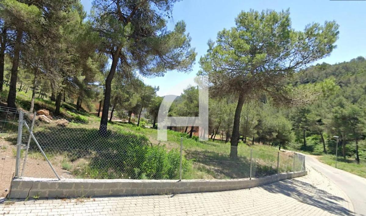 Terreno en venta en Corbera de Llobregat, Barcelona photo 2