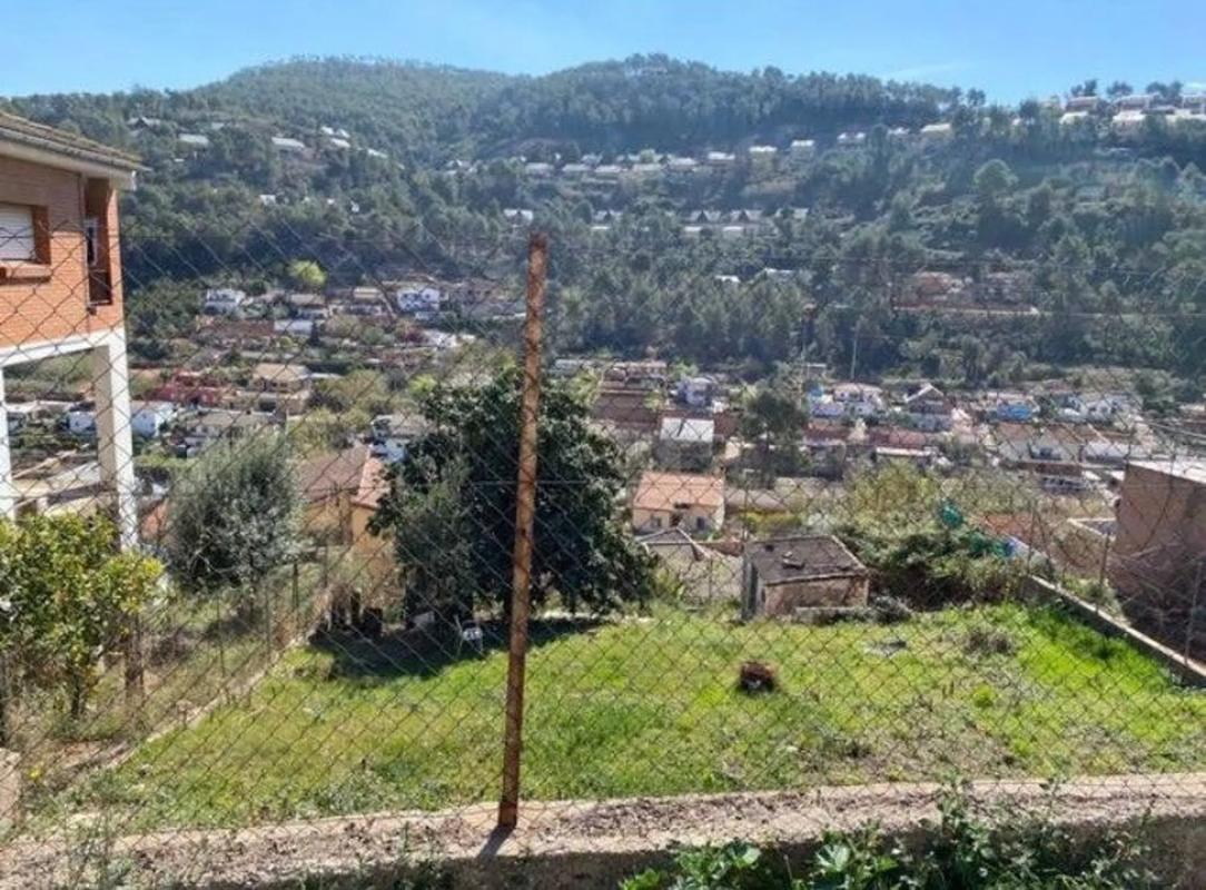 Terreno en venta en Vallirana, Barcelona photo 5