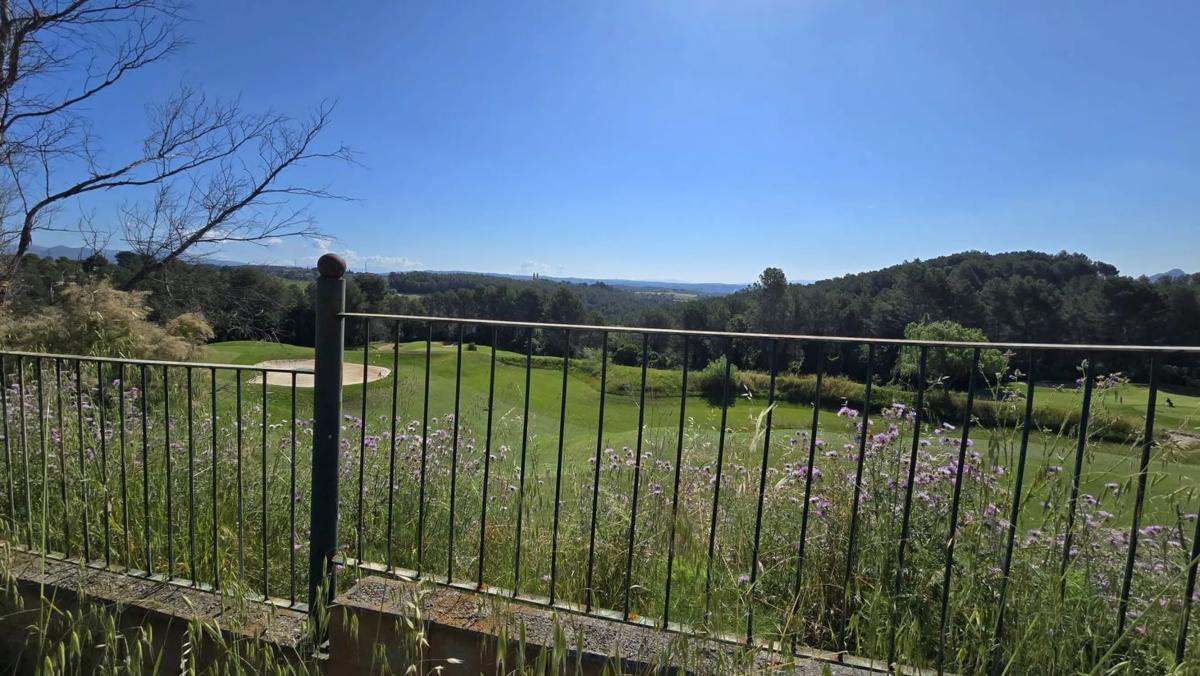 Land for sale in Sant Esteve Sesrovires, Barcelona photo 4