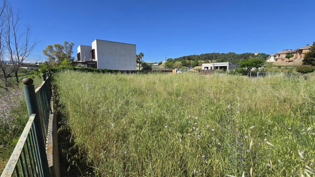 Land for sale in Sant Esteve Sesrovires, Barcelona photo 5