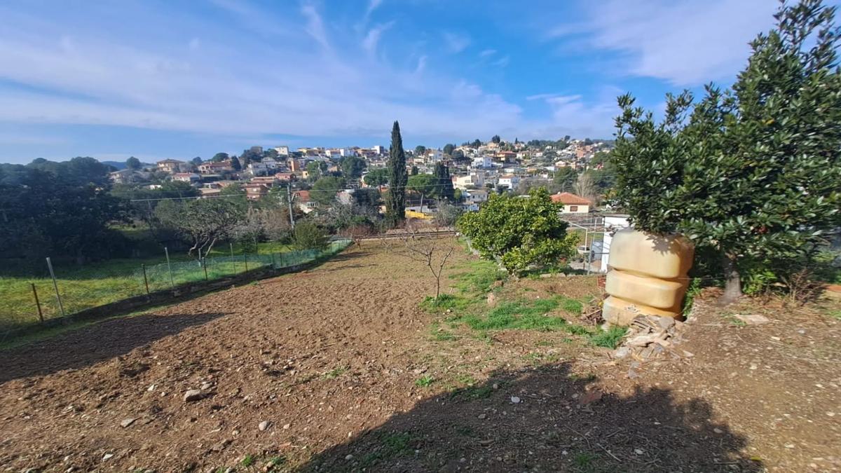 Terreno en venta en Sant esteve Sesrovires, Barcelona photo 3