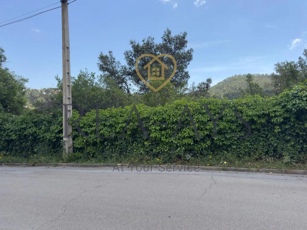 Terreno en venta en Vallirana, Barcelona photo 4