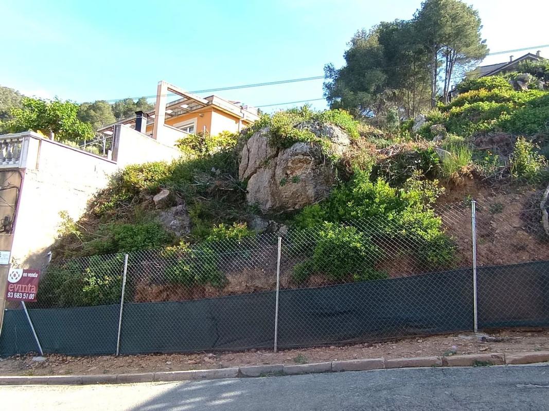 Terreno en venta en Vallirana, Barcelona photo 5