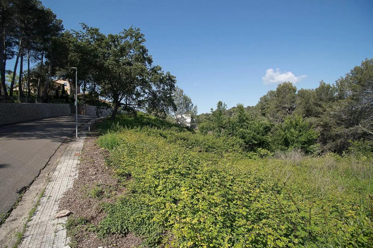 Terreno en venta en Corbera de Llobregat, Barcelona photo 5