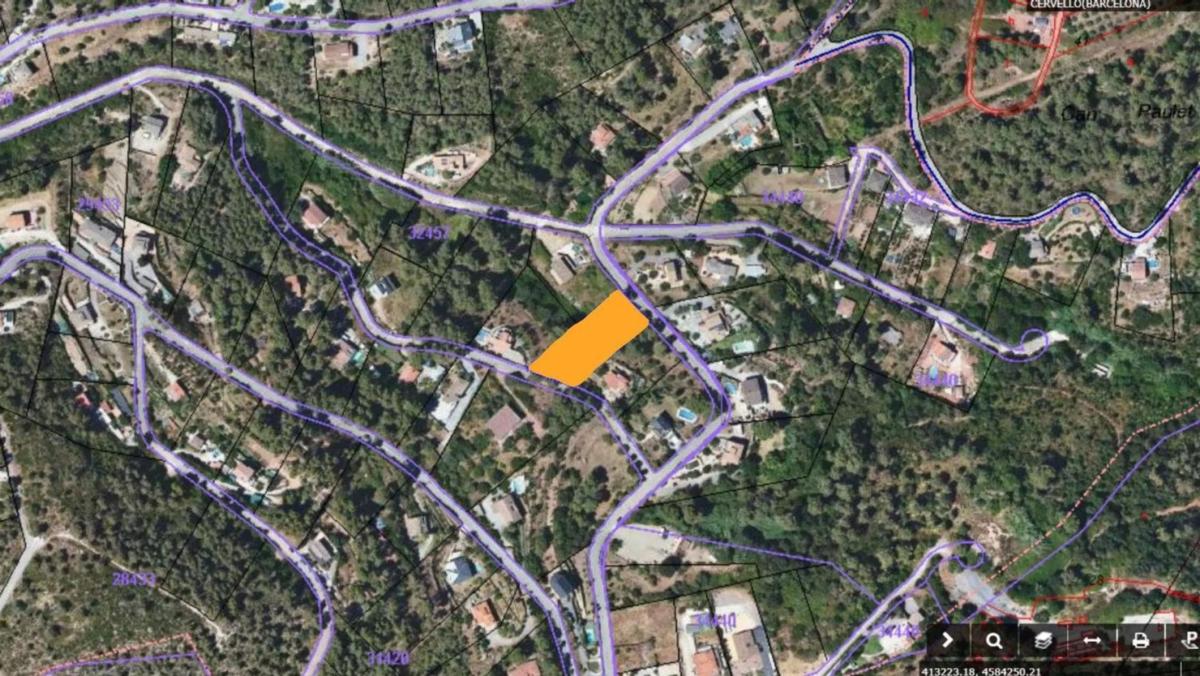 Terreno en venta en Cervelló, Barcelona photo 2