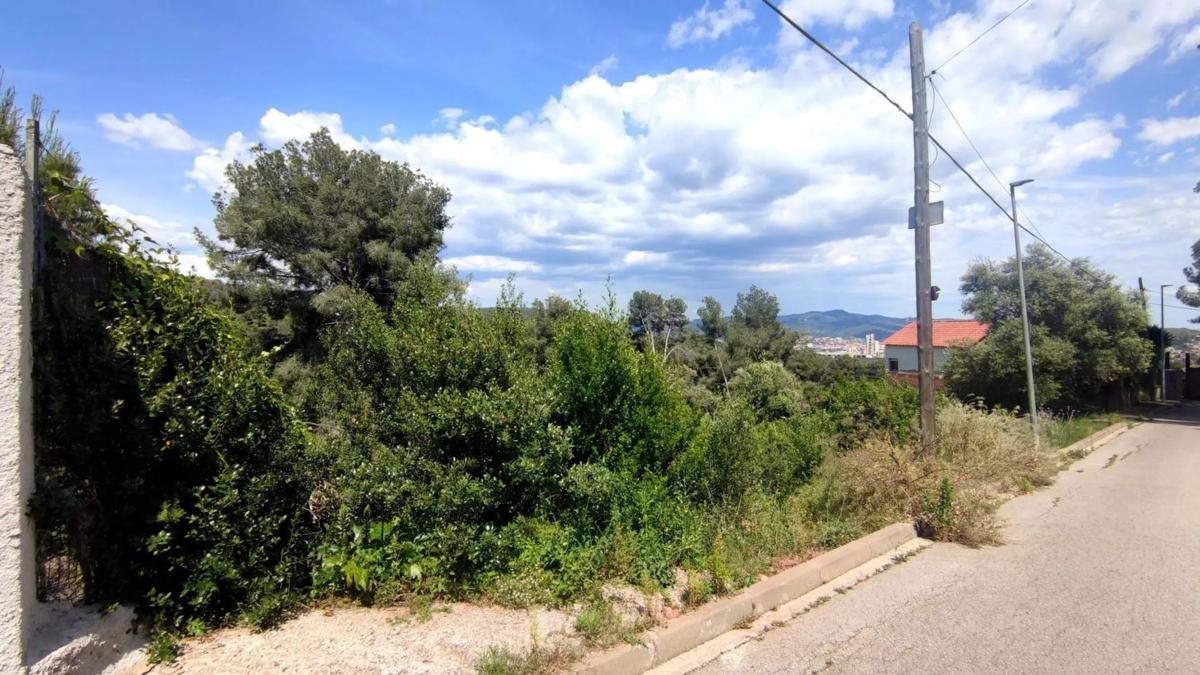 Terreno en venta en Cervelló, Barcelona photo 3
