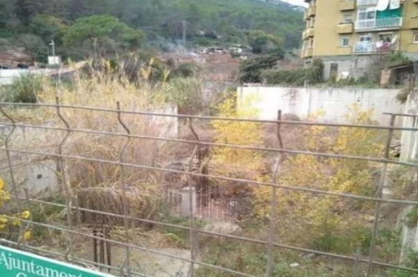 Terreno en calle Major photo 2